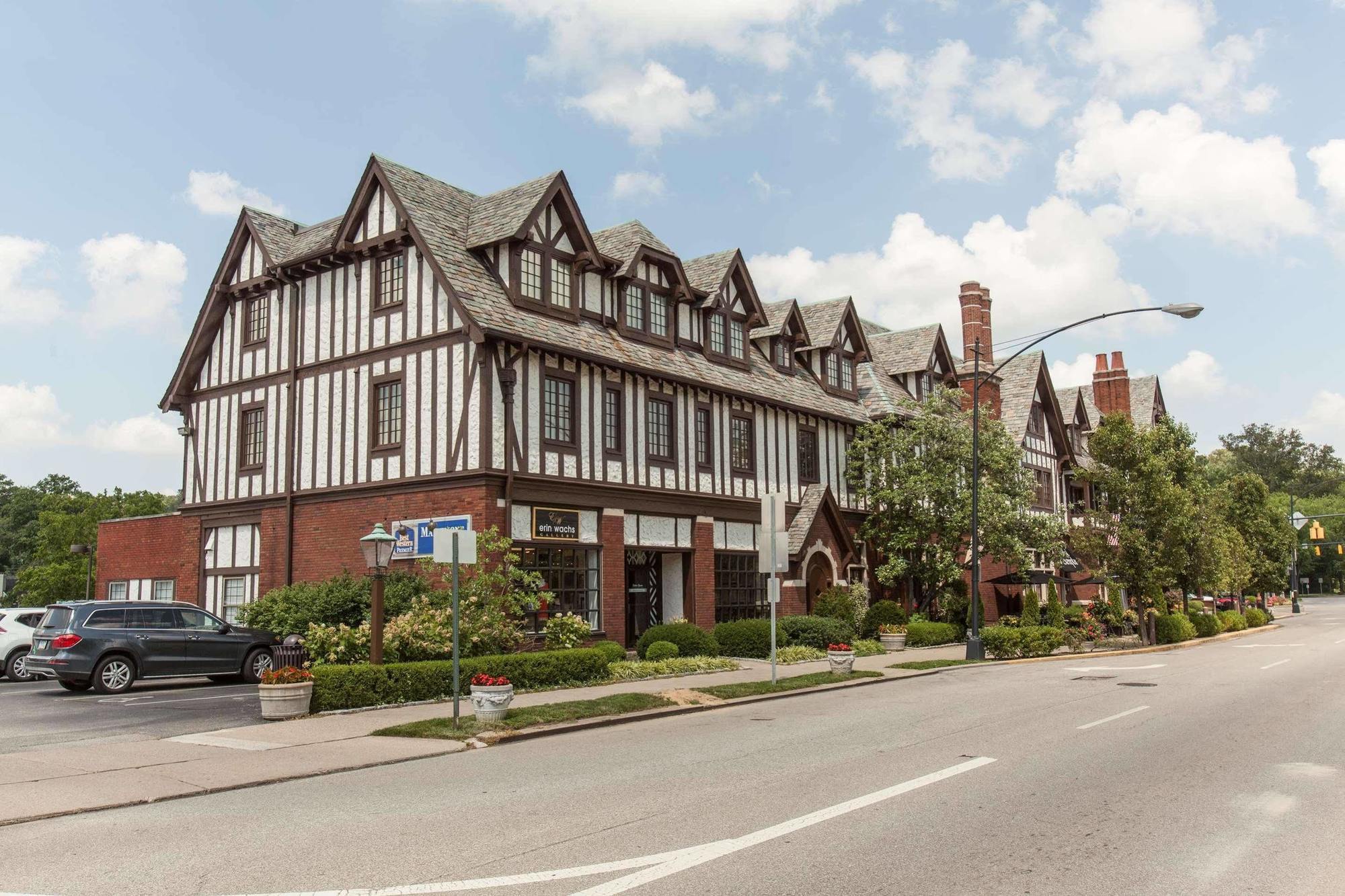 Western Premier Mariemont